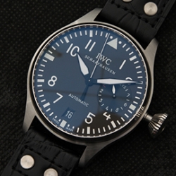 IWC ビッグパイロット ブラック文字盤 パワーリザーブ コピー