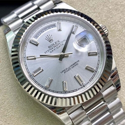 ROLEX 228239A デイデイト 40mm シルバー 3255自動巻 最N級