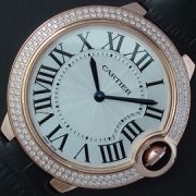 CARTIER バロンブルー 黒バンド メンズ 一生退色しない