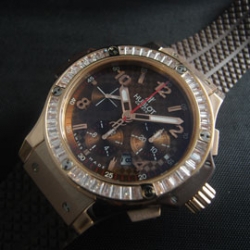 HUBLOT ビッグバン Asian 7750搭載 21600振動
