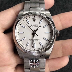 ROLEX 114300 オイスターパーペチュアル 39mm ホワイト 最高級
