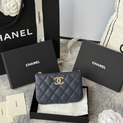 CHANEL カードケース カーフレザー レディース 11×7.5cm