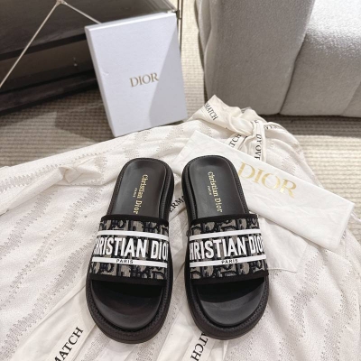 【DIOR】25SS春夏新作スリッポンビーチサンダルレディース
