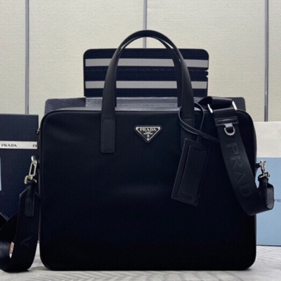 PRADA ブリーフケース リサイクルナイロン サフィアーノ メンズ 36×28×4cm