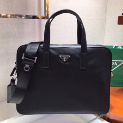 PRADA ブリーフケース リサイクルナイロン サフィアーノ メンズ 36×28×4cm