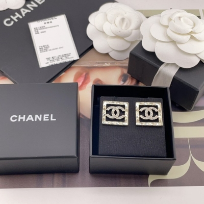シャネル スタイル ピアス ダイヤモンド
