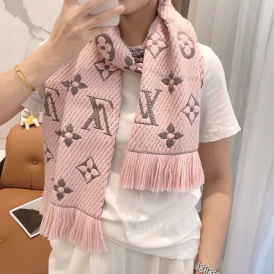 ルイ ヴィトン 秋冬ウールスカーフ。94％ウール6％シルク 175:31