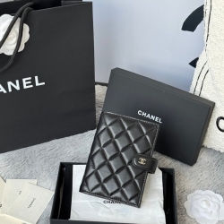 CHANEL パスポートケース ラムスキン ユニセックス 15×10×3cm