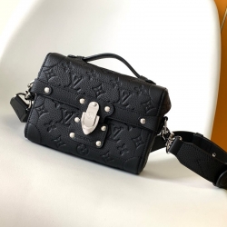 LOUIS VUITTON ソウルトランク モノグラムエクリプス ショルダーバッグ メンズ 19×15×7cm