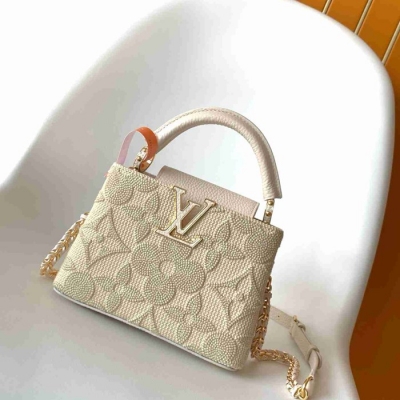 LV ハンドバッグ カプシーヌ 21×13.6×8cm