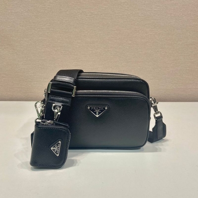 PRADA ショルダーバッグ サフィアーノレザー メンズ 20×13.5×7cm