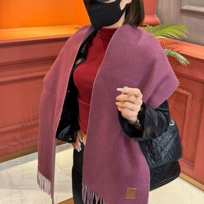 ロエベ カップル向けスカーフ 30x164