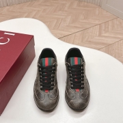 【GUCCI】新作アガサスニーカーメンズレディース