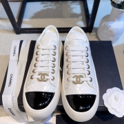 【CHANEL】25スニーカーレディース