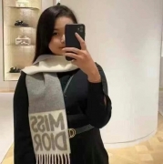 ディオール 2024冬季カシミヤスカーフ 17 x 140cm