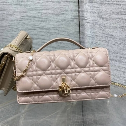 ディオール ショルダーバッグ 21×11×5cm