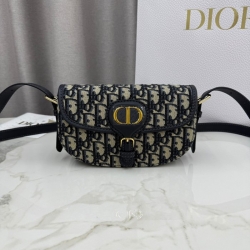 ディオール ショルダーバッグ ボビー 21×12×5.1cm