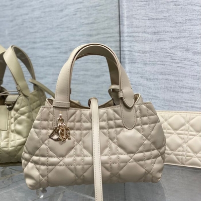 ディオール ハンドバッグ トゥジュール 23×15×15cm