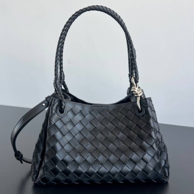 BV ショルダーバッグ レザー ハンドバッグ パラシュート 29.5×18.5×17.5cm