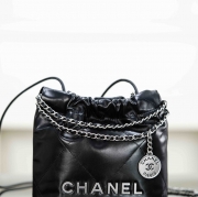 シャネル ショルダーバッグ 22ミニ 19×20×6cm