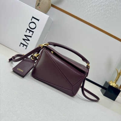 LOEWE フェザーライト パズル ミニ ナパラム レディース 17.5×12.5×7.5cm