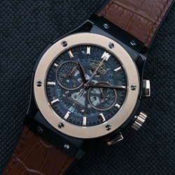 HUBLOT クラシックフュージョン 521.CM.7170.LR 楽しい買い物