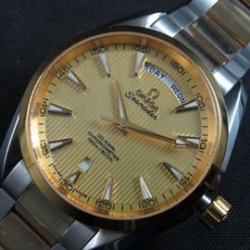 OMEGA シーマスター アクアテラ Asian ETA搭載 ゴールド文字盤 夜光