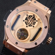 HUBLOT キングパワー マニュファクチャー Asian 21600振動 自動巻き