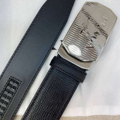 プラダ メンズ ベルト 自動バックル 35mm