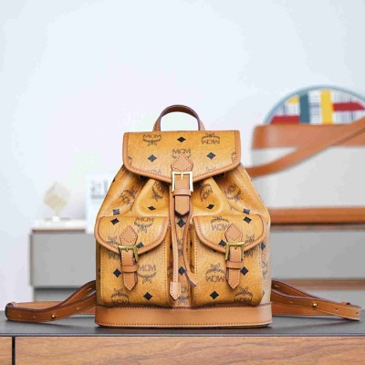MCM スタイル アレン ドローストリング ミニ リュック コニャック サイズ：25×11×23cm