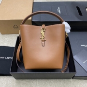 サンローラン バケツバッグ LE5A7 20×17×13cm
