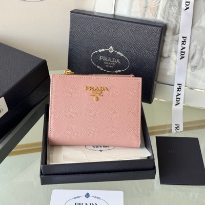 PRADA 二つ折り財布 サフィアーノレザー メンズ 10×9×2cm
