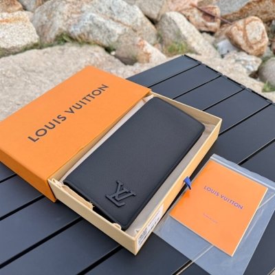 LOUIS VUITTON ブラッサ ウォレット LVアエログラム レザー メンズ 10×19×2cm