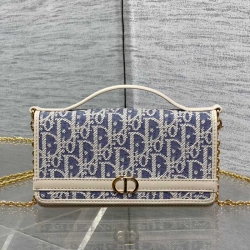 ディオール ショルダーバッグ モンテーニュ 20.5×11×5cm