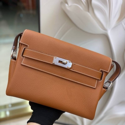 HERMES ケリーメッセンジャー ショルダーバッグ ユニセックス 25×20×8cm