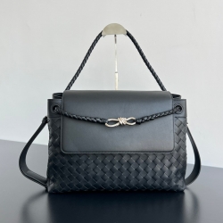 BOTTEGA VENETA アンディアモ レザートートバッグ メンズ 37×26×13cm