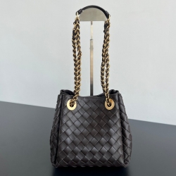 BV ショルダーバッグ レザー ハンドバッグ パラシュート 21×17×16.5cm