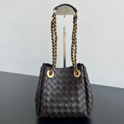 BV ショルダーバッグ レザー ハンドバッグ パラシュート 21×17×16.5cm