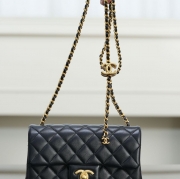 シャネル ショルダーバッグ 20×13×7cm