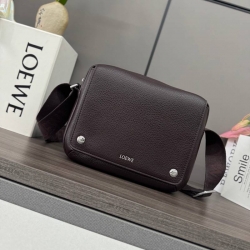 LOEWE ペブル メッセンジャーバッグ スモール メンズ 23.5×16×8cm