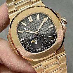 PATEK PHILIPPE 5712/1R-001 ノーチラス プチコンプリケーション 最新