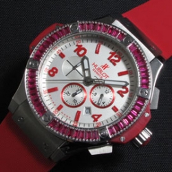 HUBLOT ビックバン トゥッティフルッティ クォーツ搭載