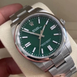 ROLEX 124300 オイスターパーペチュアル 41mm 新作