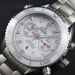 OMEGA シーマスター プロフェッショナル クォーツ搭載 高精度