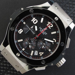 HUBLOT ビッグバン クォーツ搭載 クロノグラフ ブラック コスパ最強