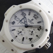 HUBLOT ビッグバン クォーツ搭載 自動巻き