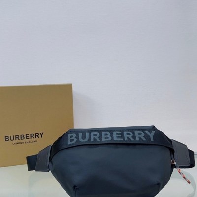 BURBERRY ウエストバッグ ナイロン ジャカード メンズ 31×17×7.5cm