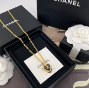 ネックレス C ブラック×ゴールドハートネックレス — 25A手工坊シリーズ、背面リーフデザイン、葉脈ディテールまで再現