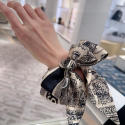 ディオール ツイリースカーフ。パリマップモチーフ 6X100cm