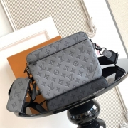 LOUIS VUITTON トリオ メッセンジャーバッグ モノグラムシャドウ カーフレザー メンズ 25×18.5×7cm